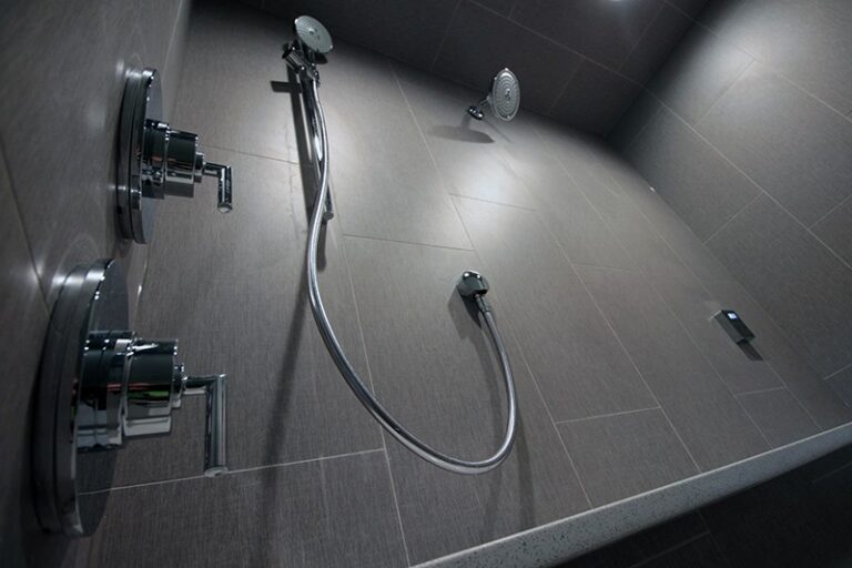 steam shower dual spray 768x512