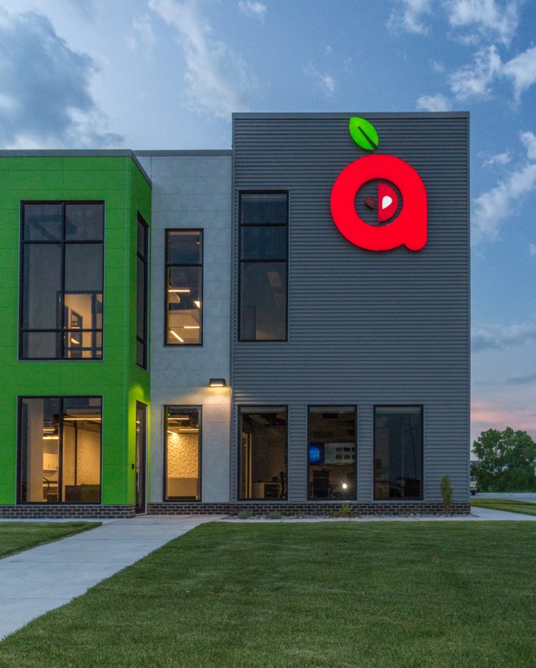 Apple Exterior 25 4 768x957