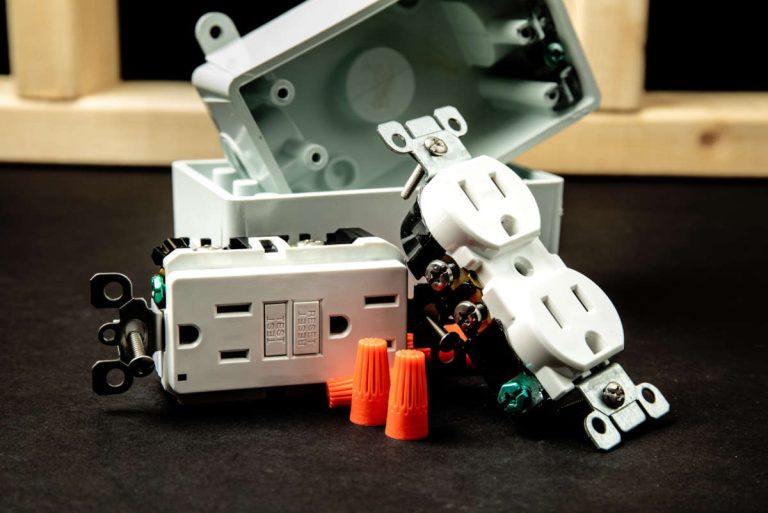 electrical outlet 768x513