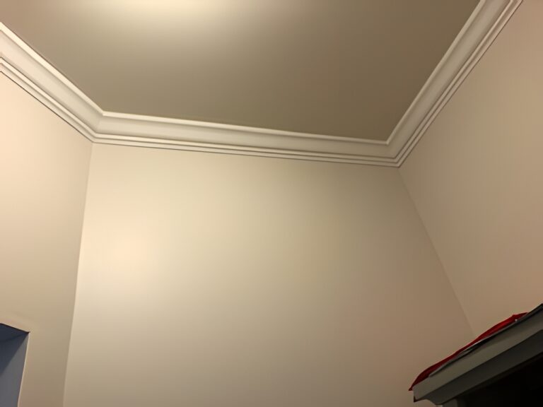 wall trim interior painting 768x576